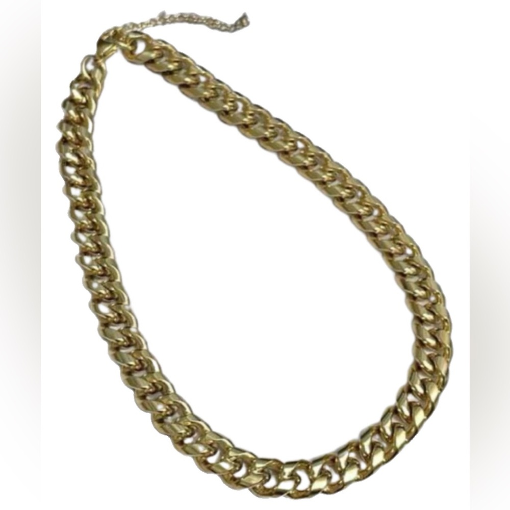 Ellie Vail Gold Chain Necklace